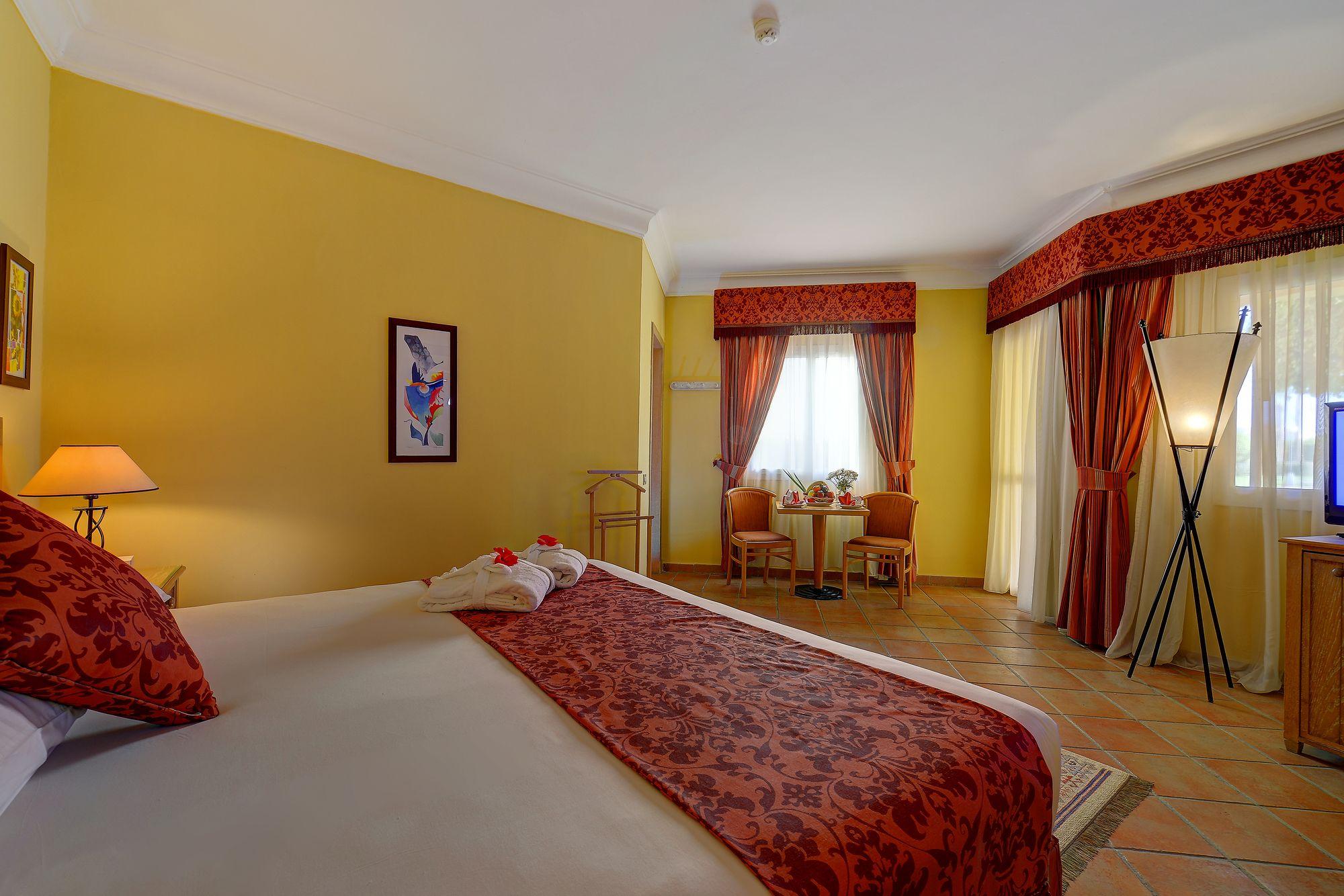 Stella Di Mare Sea Club Hotel Ain Suchna Exterior foto