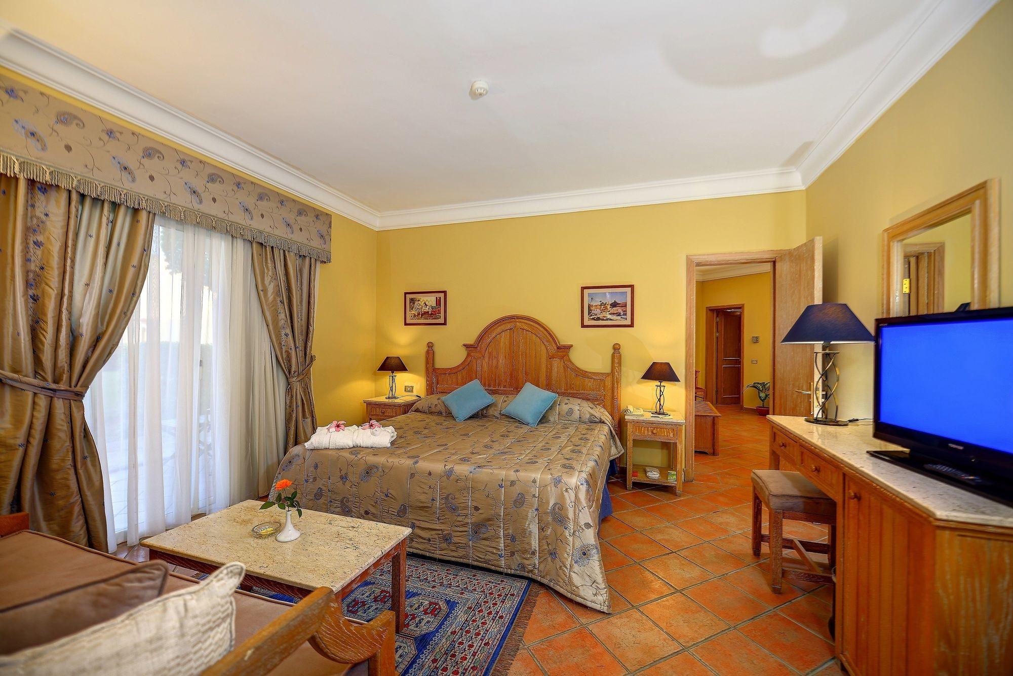 Stella Di Mare Sea Club Hotel Ain Suchna Exterior foto