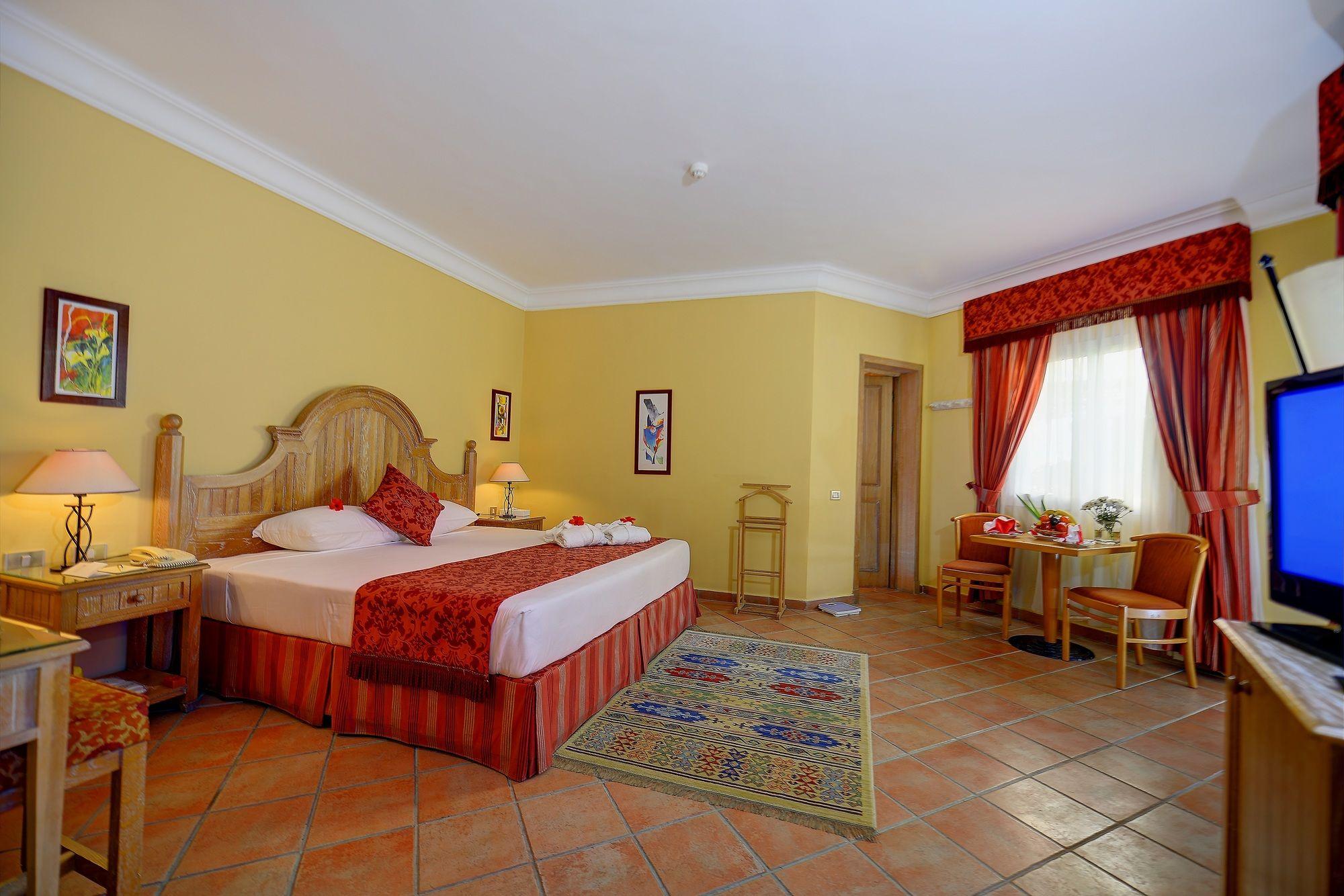 Stella Di Mare Sea Club Hotel Ain Suchna Exterior foto